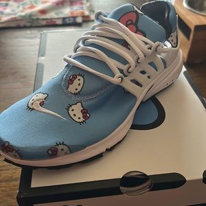 Hello Kitty Nike Presto